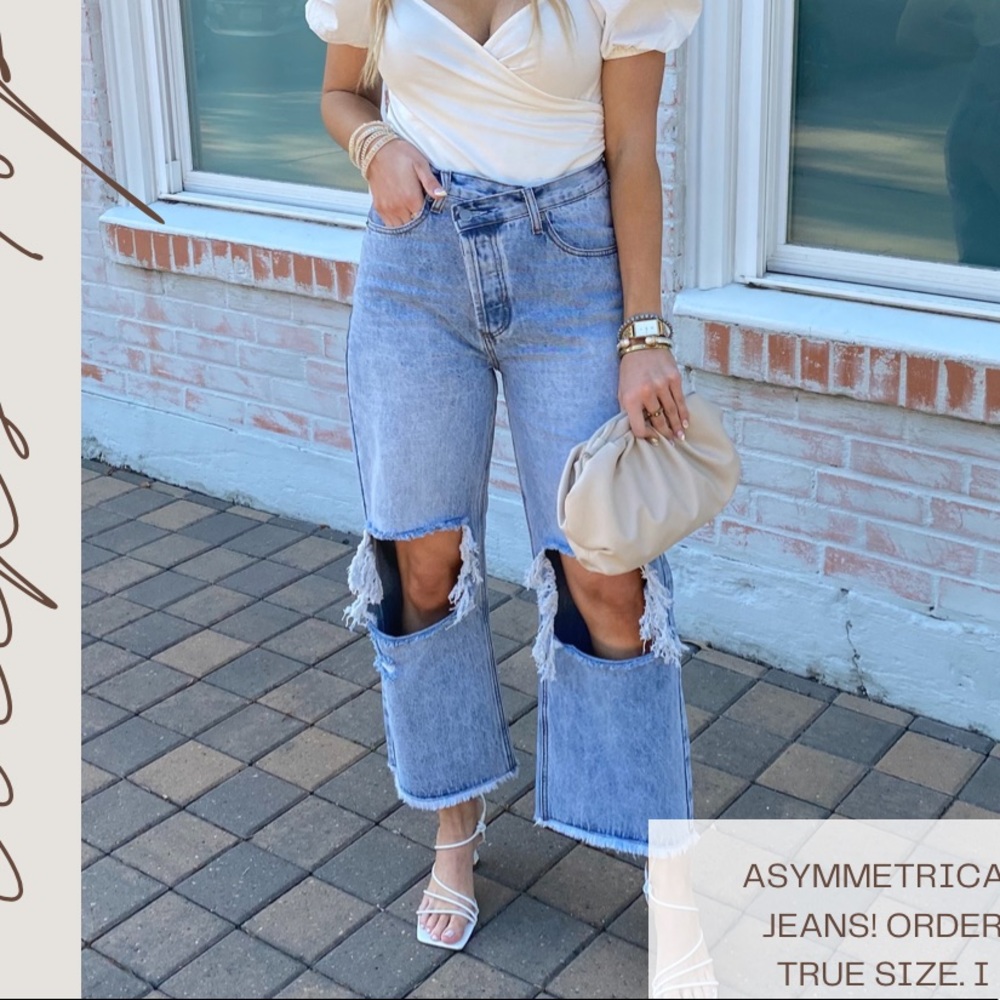 👖 Asymmetrical Jeans 👖